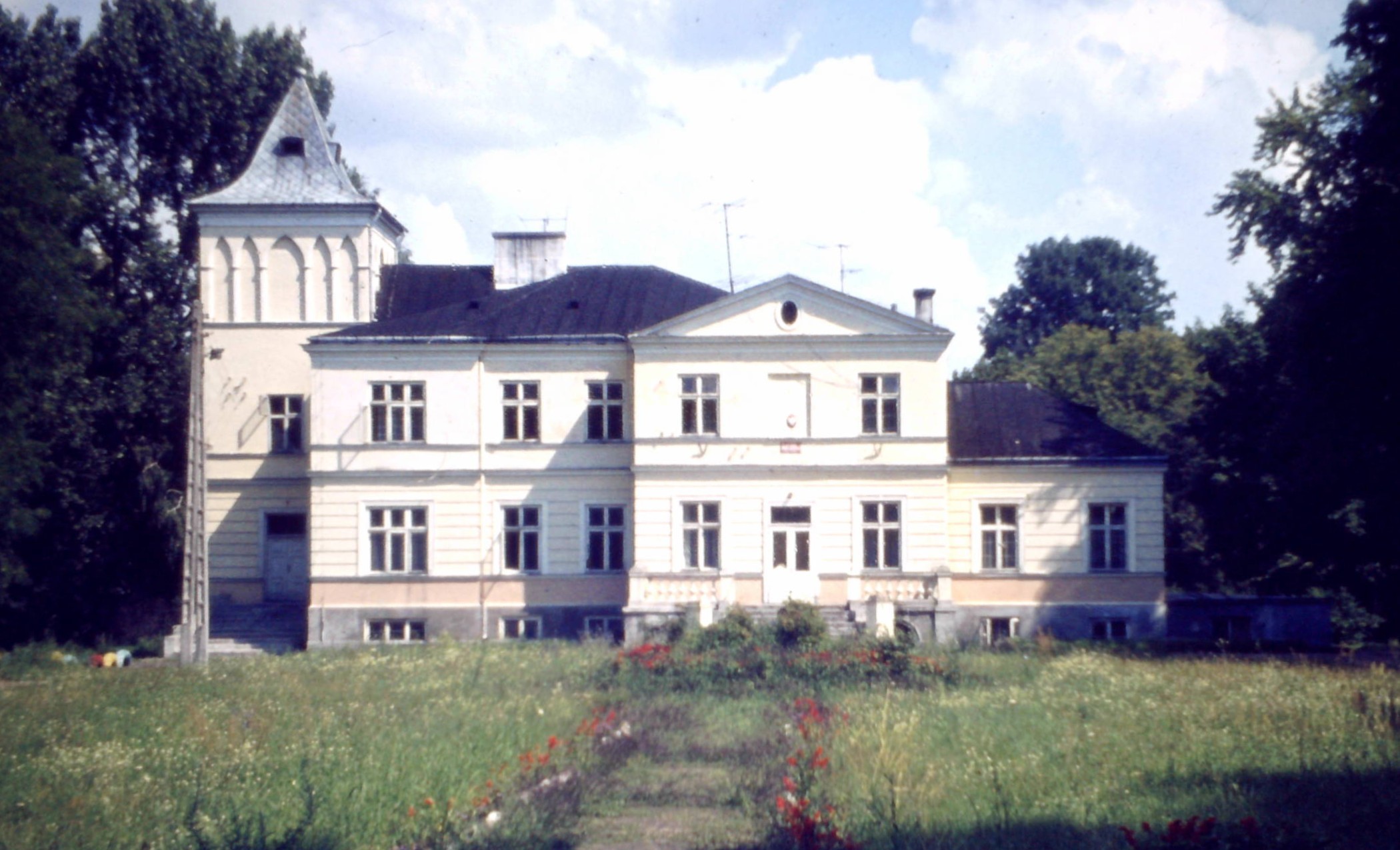 42 Gizyce Schloss 1987